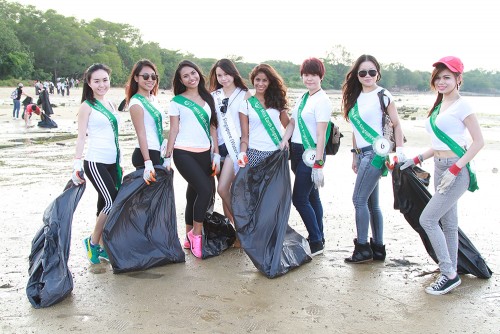 MES2015_CoastalCleanup_1000px_023